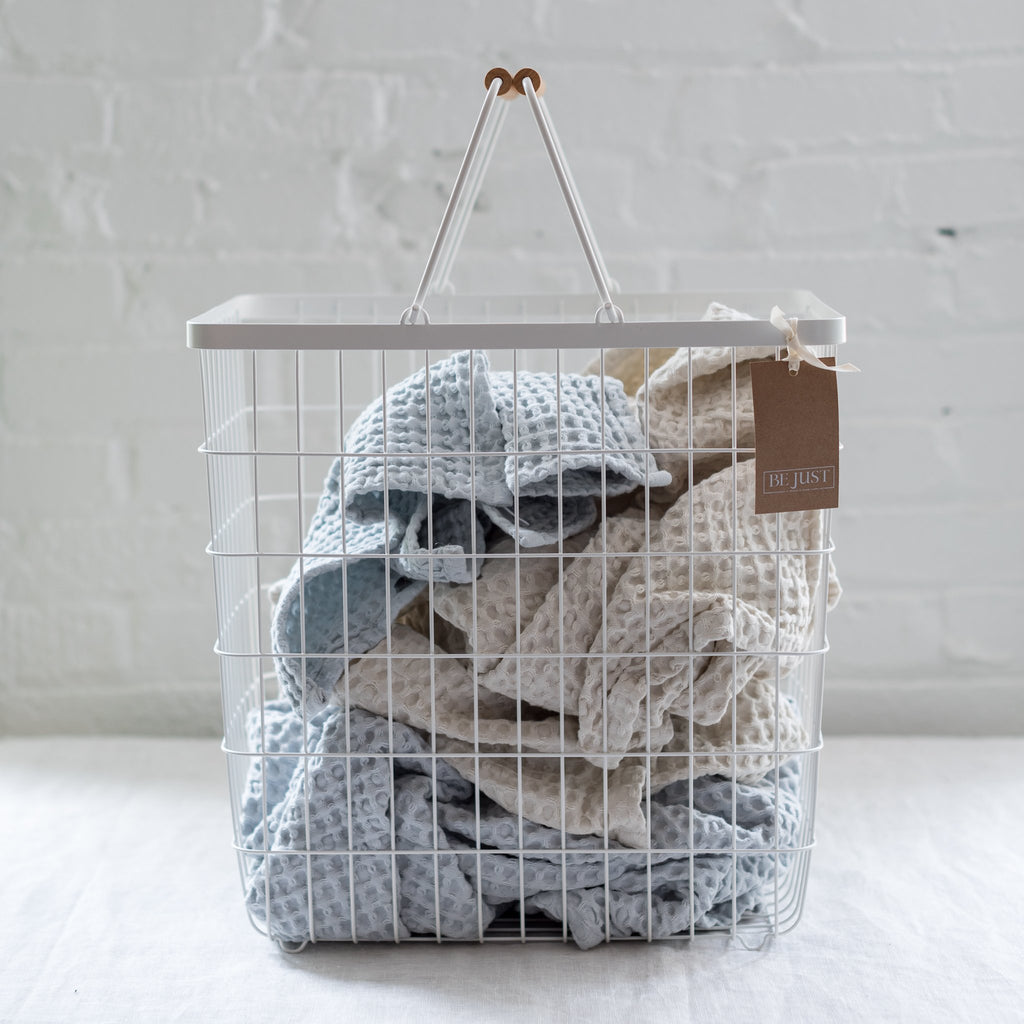 wire laundry basket - yamazaki - laundry basket - tosca basket