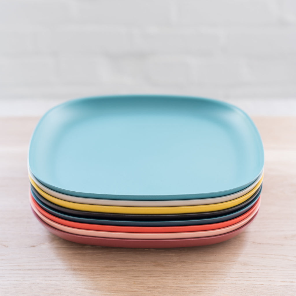 gusto dinner plate - dinner plate - ekobo - outside dining