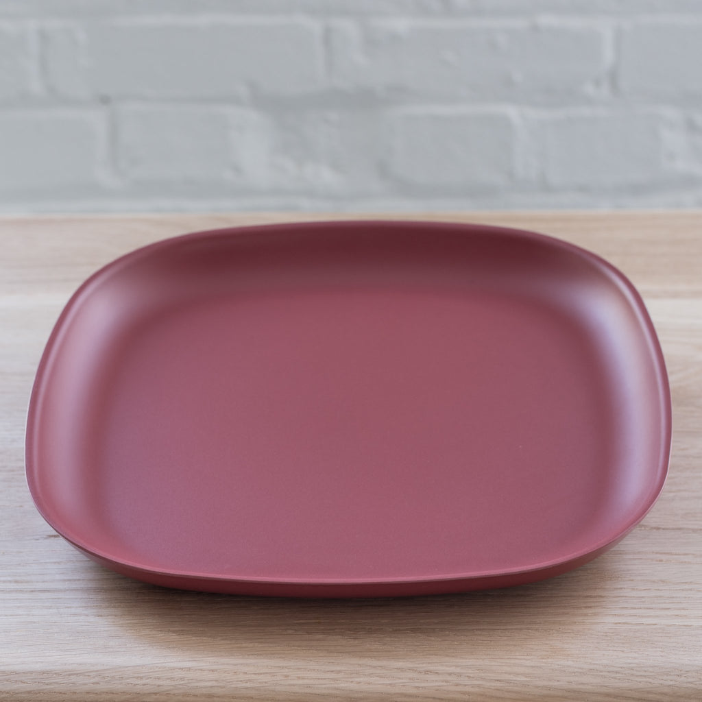 gusto dinner plate - dinner plate - ekobo - outside dining