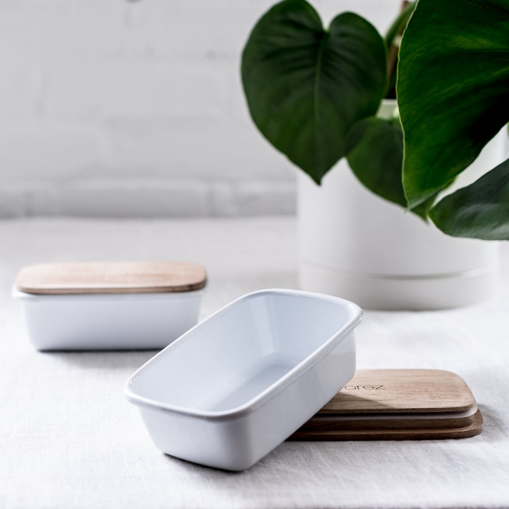 enamel storage containers with acacia wood lids