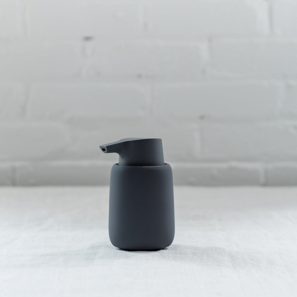 soap dispenser - blomus - sono soap dispenser - blomus - german made