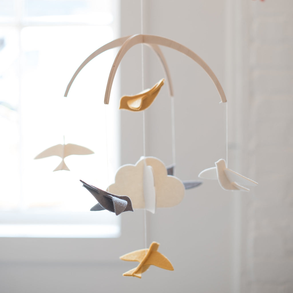 wool - felt - baby mobile - mobile - nursery decor - bird mobile